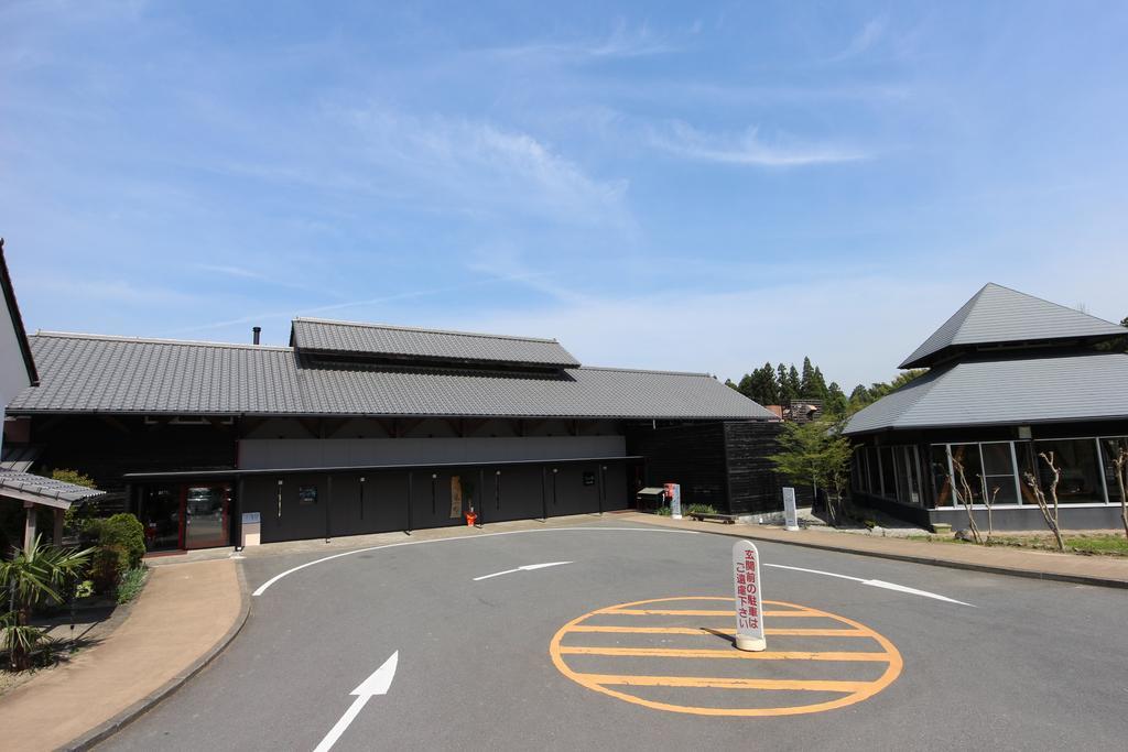 Yamaga Onsen Kazenosato Hotel Kitsuki Zewnętrze zdjęcie