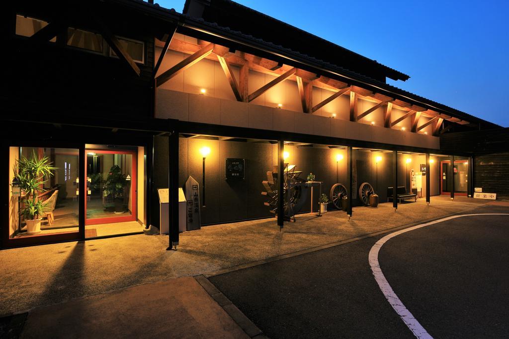 Yamaga Onsen Kazenosato Hotel Kitsuki Zewnętrze zdjęcie